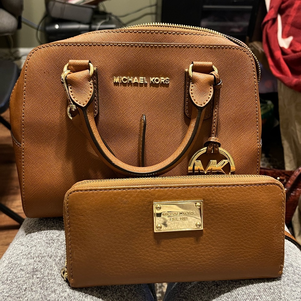 Used Michael Kors Set